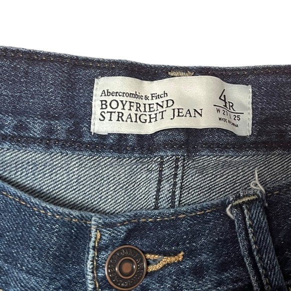 Abercrombie & Fitch Ripped Boyfriend Straight Jean - Picture 9 of 11